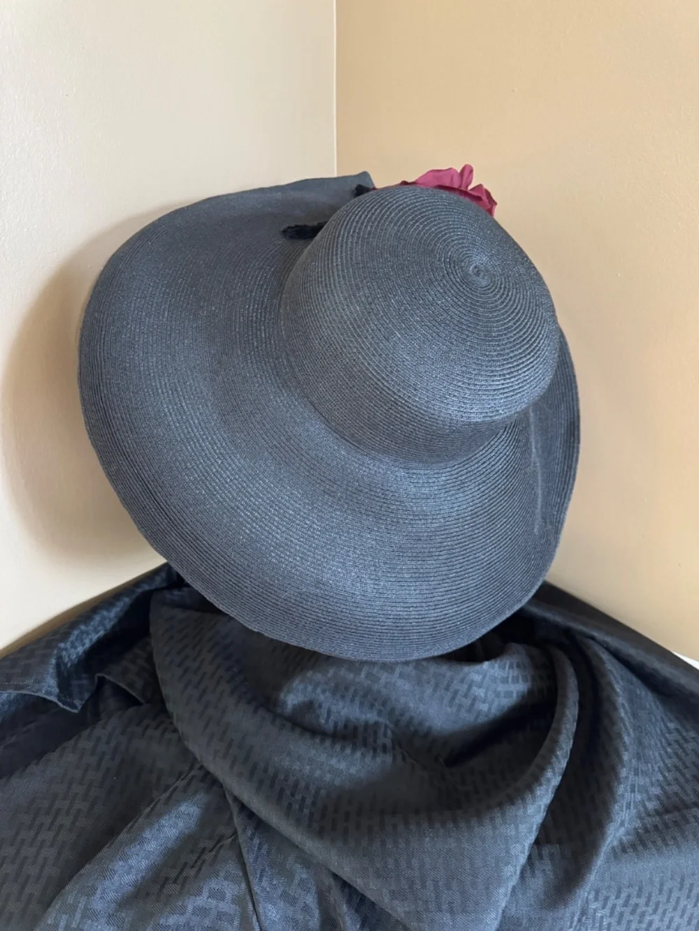 Eric Javits Signed Hat - Picture 3 of 6